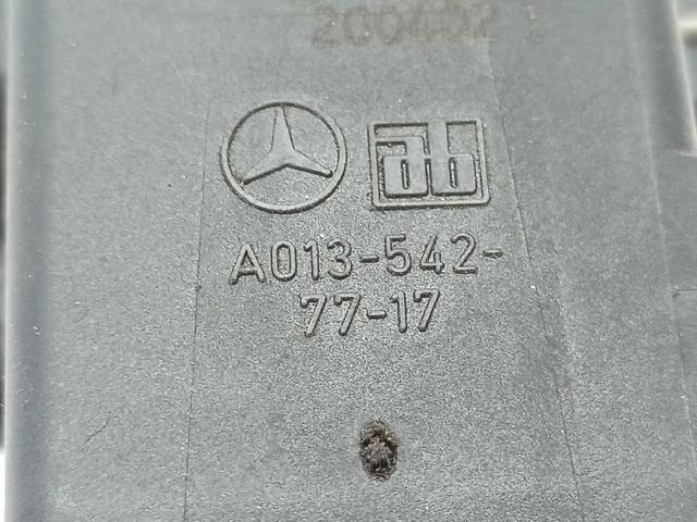 A0135427717 MERCEDES Датчик положения педали акселератора (газа) купить в Харьков