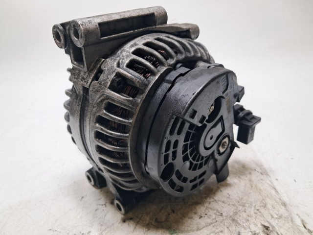 MERCEDES A0141540702 Генератор в наличии Чернигов