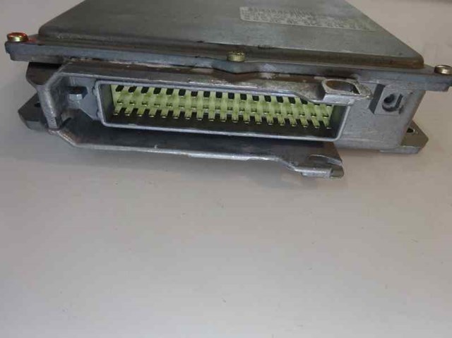 MERCEDES A0185452632 Блок управления двигателем в наличии Ирпень