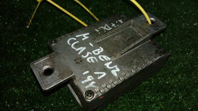 MERCEDES A0235456832 Регулятор оборотов вентилятора охлаждения (блок управления) в наличии Тернополь
