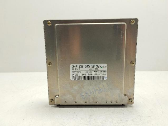MERCEDES A0305455832 Блок управления двигателем в наличии Житомир