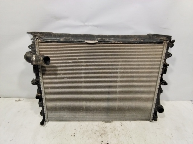 Radiador de esfriamento de motor A0995007100 MERCEDES