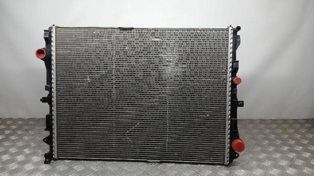 Radiador de esfriamento de motor A0995008800 MERCEDES