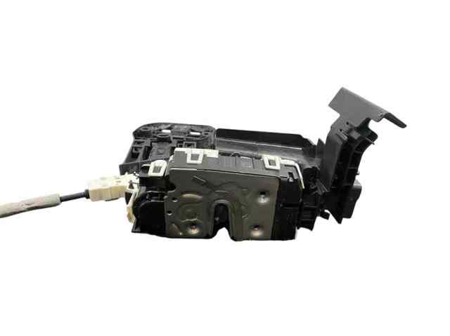 Fecho da porta dianteira esquerda A0997201901 MERCEDES