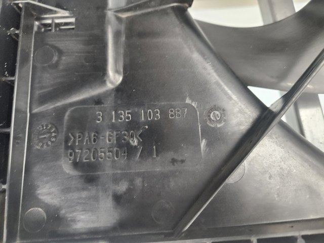 MERCEDES 0999061200 Диффузор радиатора охлаждения, в сборе с мотором и крыльчаткой в наличии Павлоград