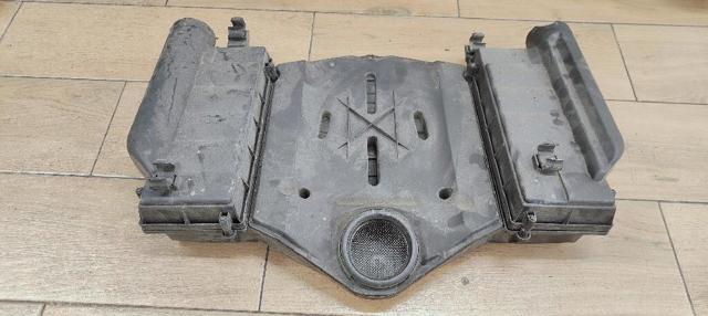 Caixa de filtro de ar Mercedes S W220