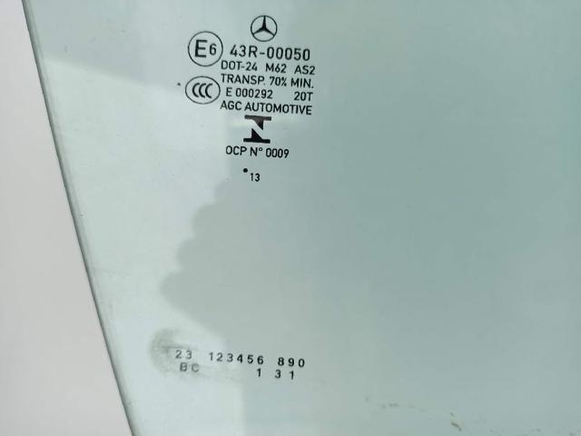 A1177250210 Стекло двери передней правой купить Ужгород