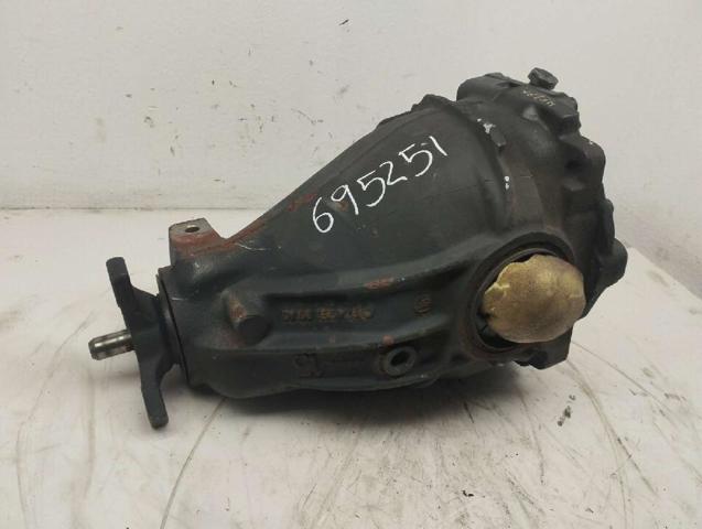 A1243513708 MERCEDES Крышка редуктора заднего купить в Ужгород