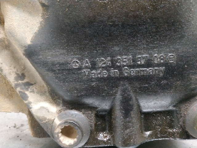 A1243513708 MERCEDES Крышка редуктора заднего купить в Тернополь