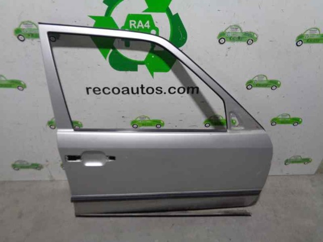 Porta dianteira direita A1247202405 Mercedes