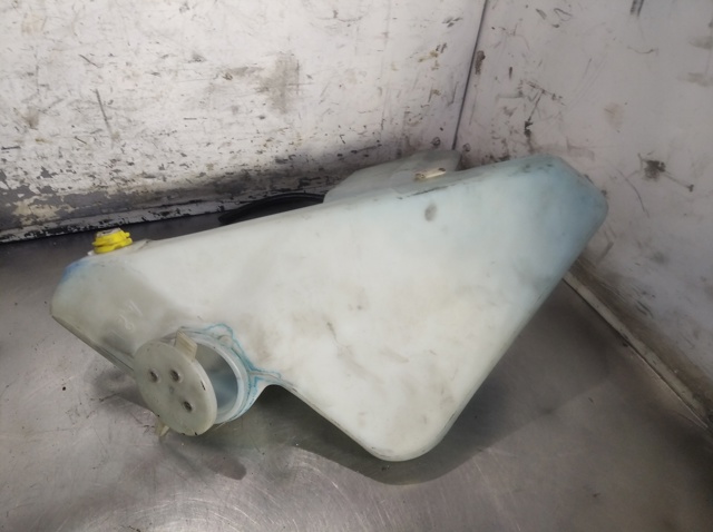 Tampa de tanque de fluido para lavador Mercedes E C124