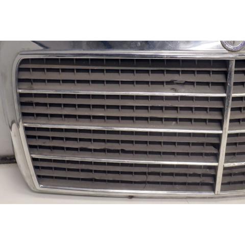 A1248800983 MERCEDES Решетка радиатора купить в Николаев