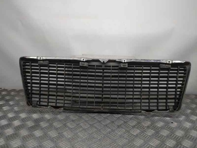 A1408880123 Решетка радиатора купить Сумы