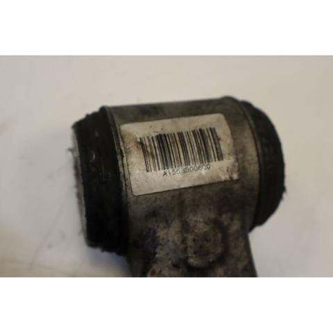 A1563300600 MERCEDES Рычаг передней подвески нижний правый купить в Ровно