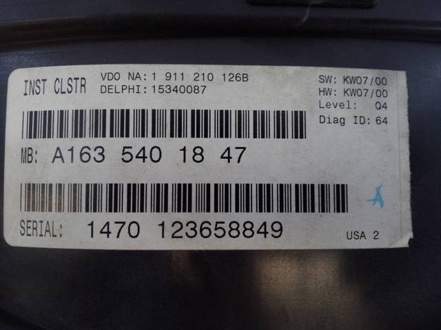 MERCEDES A1635401847 Панель приборов в наличии Черновцы