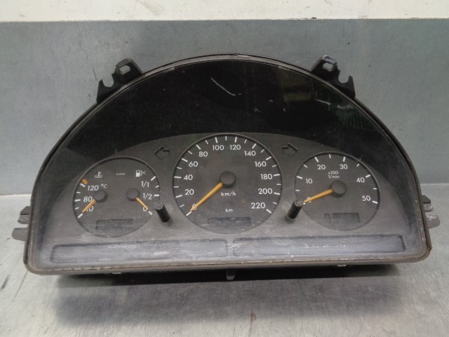 MERCEDES A1635401847 Приборная доска (щиток приборов) в наличии Житомир