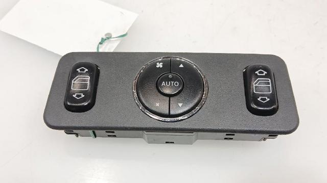 A1638200326 MERCEDES Кнопочный блок управления стеклоподъемником задний купить в Ровно