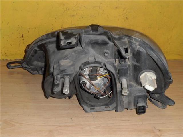 A1638203861 MERCEDES Фара правая купить в Полтава
