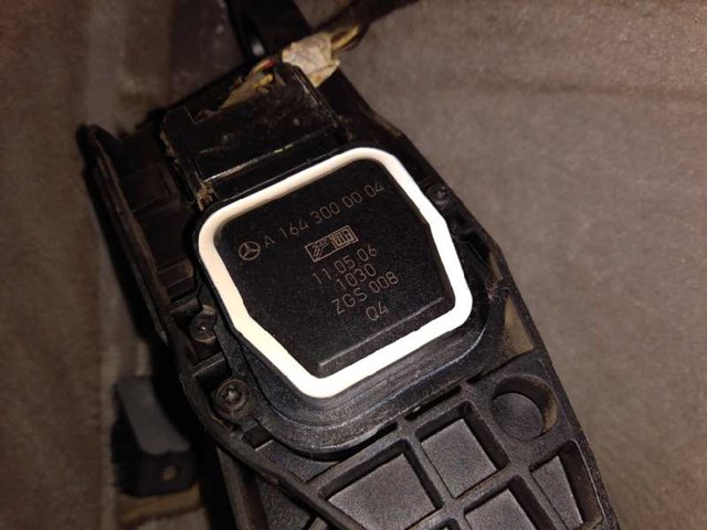 Medidor de potência do pedal para Mercedes-Benz R-Class R 280 CDI (251.121, 251.026, 251.126) 642872 A1643000004