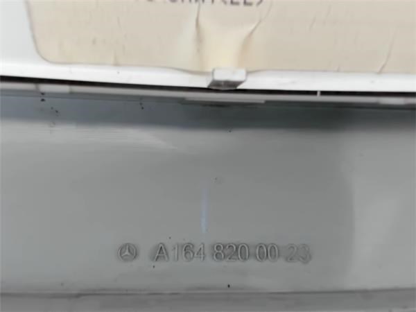 MERCEDES A1648200023 Плафон освещения салона (кабины) задний в наличии Винница