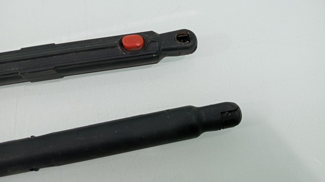 A1648800129 Амортизатор капота правый купить Тернополь