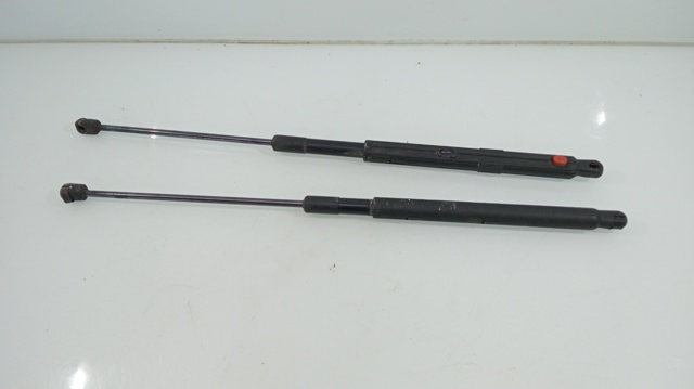 A1648800129 MERCEDES Амортизатор капота правый купить в Хмельницкий