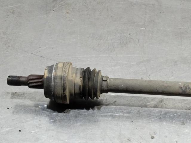MERCEDES A1663301401 Полуось (привод) передняя левая в наличии Винница