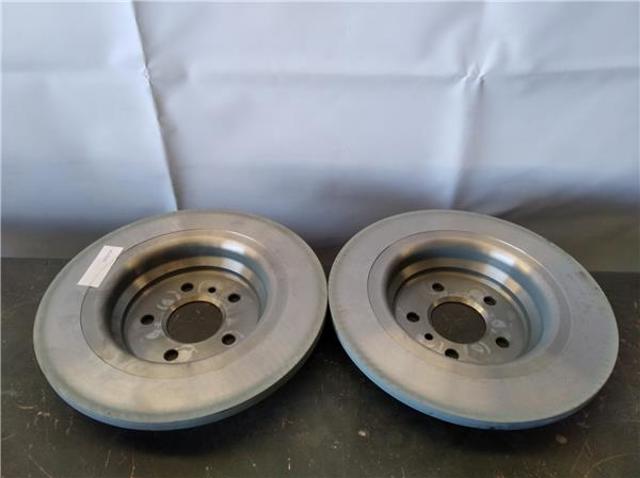 Disco do freio traseiro A1664230012 MERCEDES