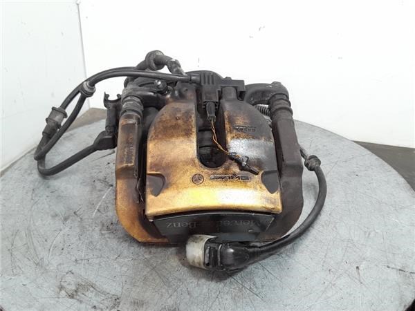 Suporte do freio traseiro direito A1664230681 Mercedes