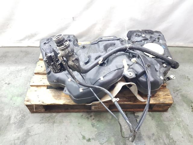 A1664705601 Mercedes