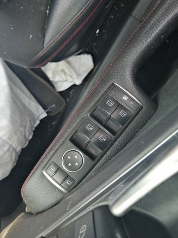 Controle do vidro dianteiro esquerdo para Mercedes-Benz A-Class A 200 CDI (176.001) 651901 A1669054300