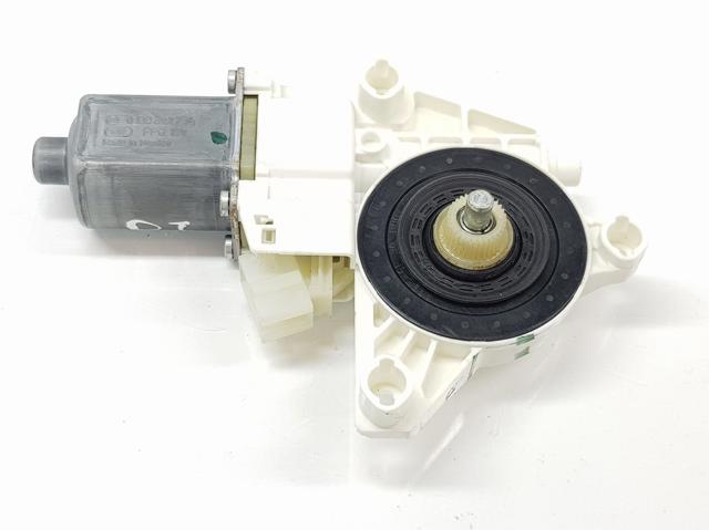 Motor de acionamento de vidro da porta dianteira esquerda A1669060201 Mercedes