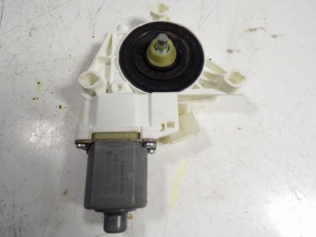 A1669060601 MERCEDES Мотор стеклоподъемника двери задней правой купить в Кривой Рог