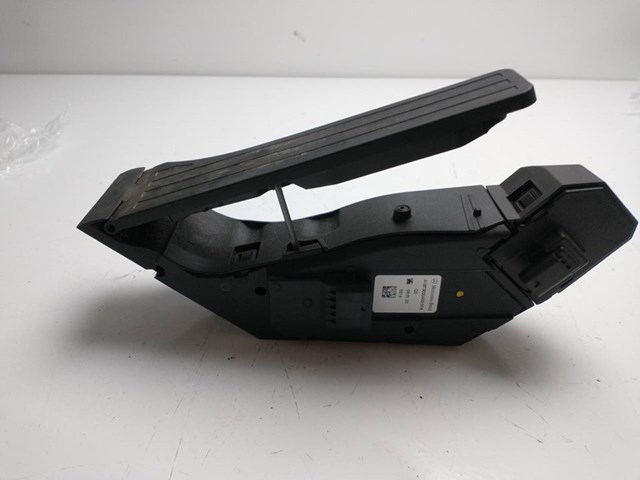 MERCEDES A1673000400 в наличии Кривой Рог