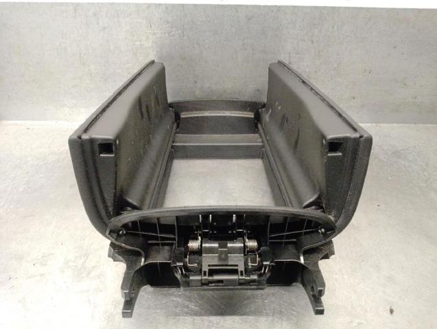MERCEDES A16768092009H15 Подлокотник центральной консоли в наличии Павлоград