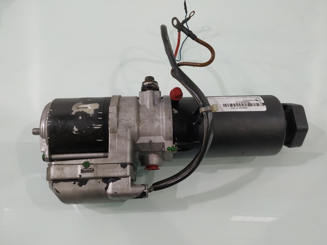 MERCEDES A1684660501 Насос ГУР в наличии Тернополь
