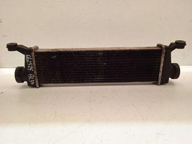 Radiador de intercooler A1685000000 MERCEDES