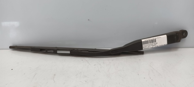 A1688201044 MERCEDES Рычаг-поводок стеклоочистителя заднего стекла купить в Чернигов