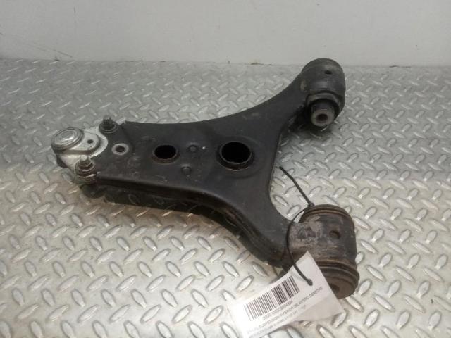 A1693300607 MERCEDES Рычаг передней подвески нижний правый купить в Полтава