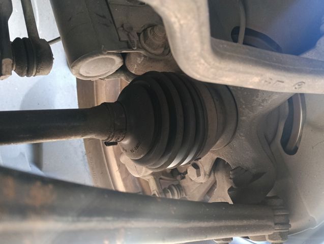 MERCEDES A1693705572 Левая полуось в наличии Одесса