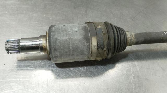 MERCEDES A1693705572 Полуось (привод) передняя левая в наличии Ирпень