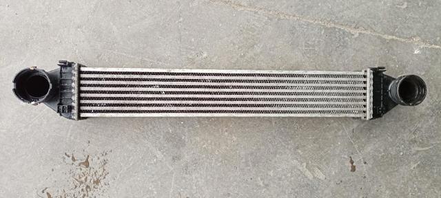 Radiador de intercooler A1695000000 MERCEDES