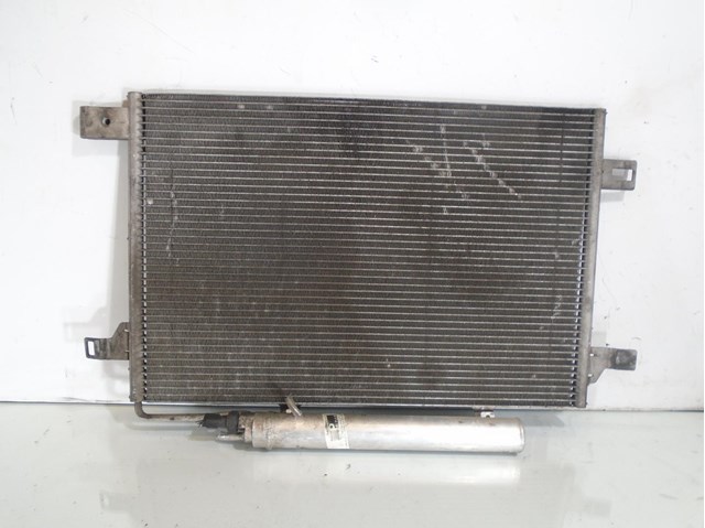 Condensador de ar condicionado / radiador para Mercedes-Benz B-Class B 200 CDI (245.208) 640941 A1695000354