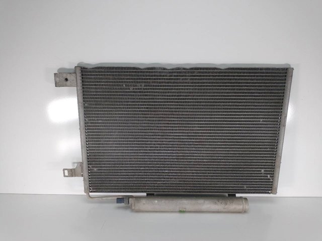 Condensador de ar condicionado / radiador para Mercedes-Benz A-Class A 180 CDI (169.007, 169.307) 640940 A1695000654