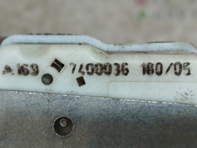 Fecho de tampa de porta-malas (de 3ª/5ª porta traseira) Mercedes A W169