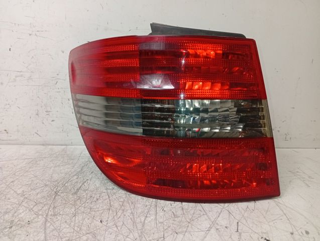 MERCEDES A1698200377 Фонарь задний левый внешний в наличии Одесса
