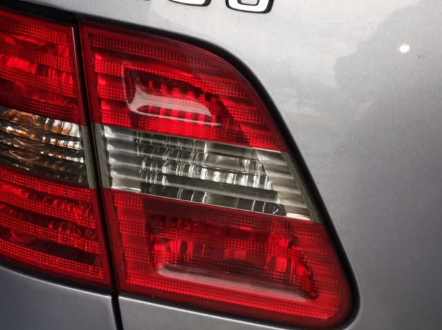 A1698201564 MERCEDES Фонарь задний левый внутренний купить в Полтава