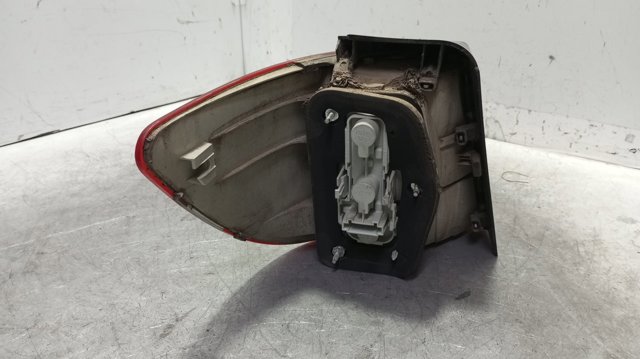 MERCEDES A1698202464 Фонарь задний правый внешний в наличии Украина