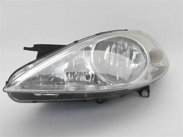 A1698205761 MERCEDES Левая фара купить в Черновцы