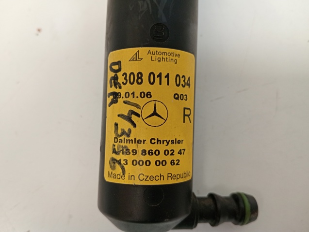 A1698600247 Форсунка омывателя фары передней правой купить Украина